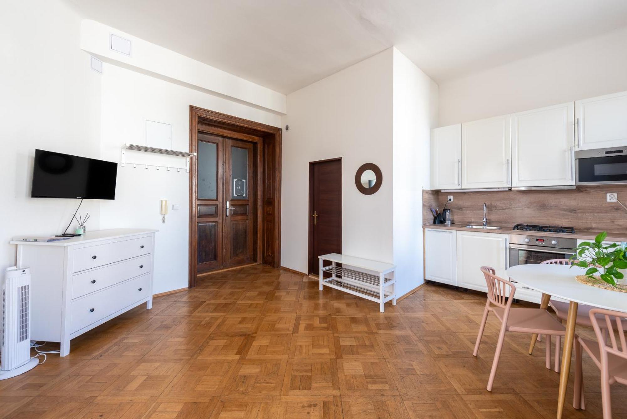 Residence Tesnov Apartment ปราก ภายนอก รูปภาพ